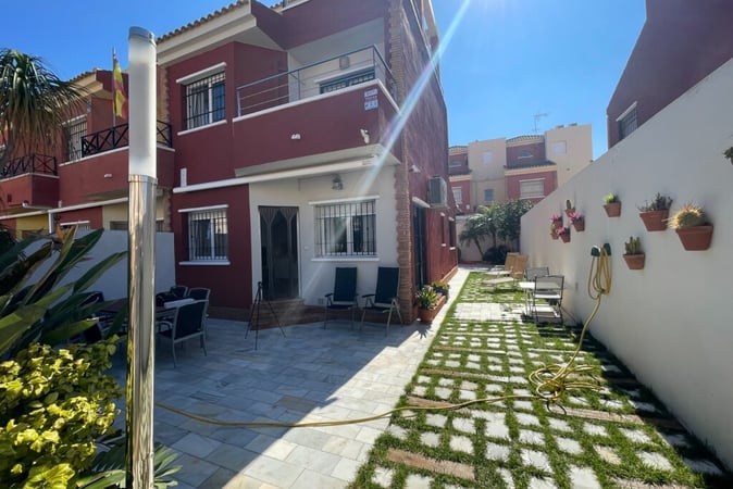 House in Torre de la Horadada - view 1