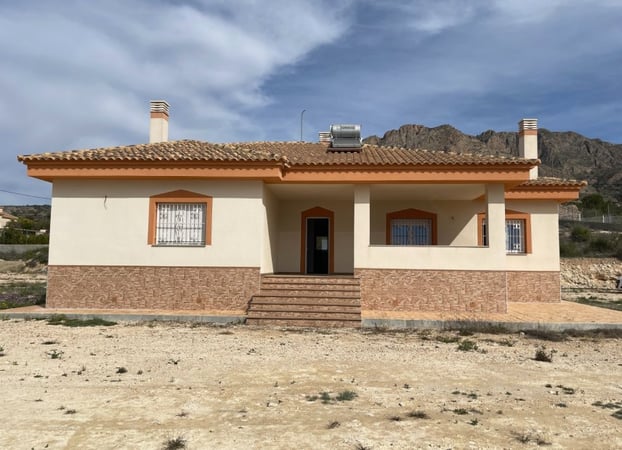 House in Macisvenda - view 1