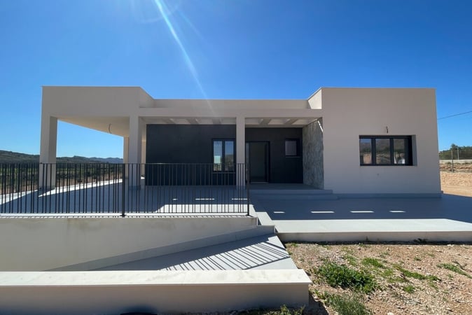 House in Macisvenda - view 1