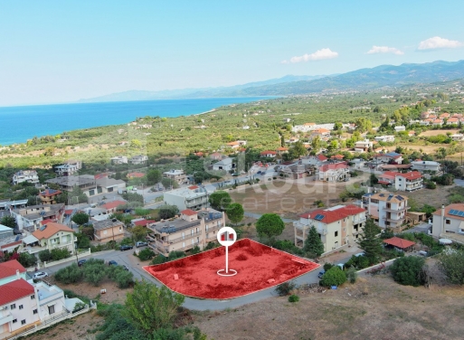 Land in Kyparissia - view 1