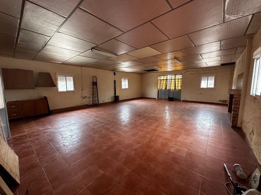 House in Yecla - Image 3