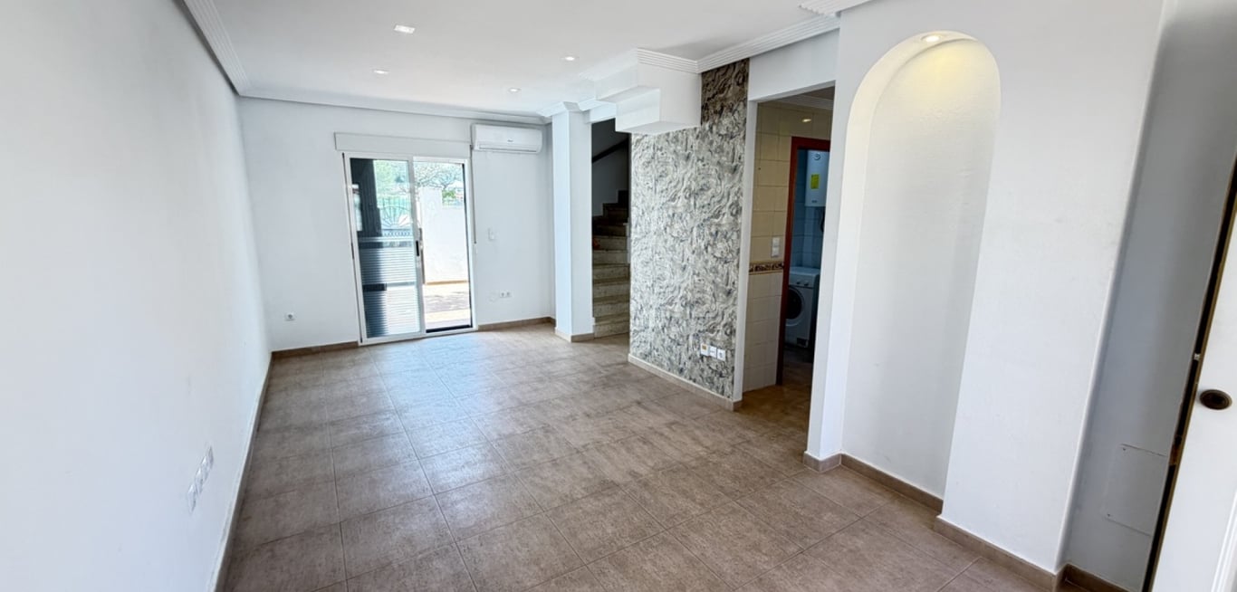 House in Residencia los Altos - Image 3