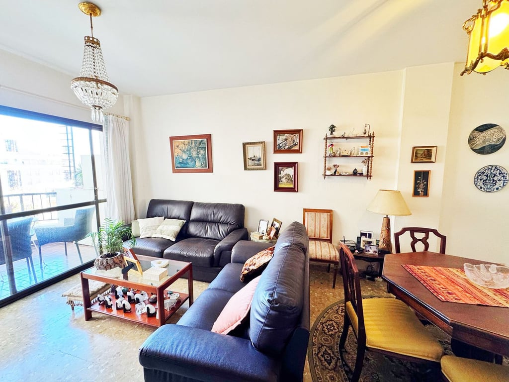 Apartment in Marbella - Image 2