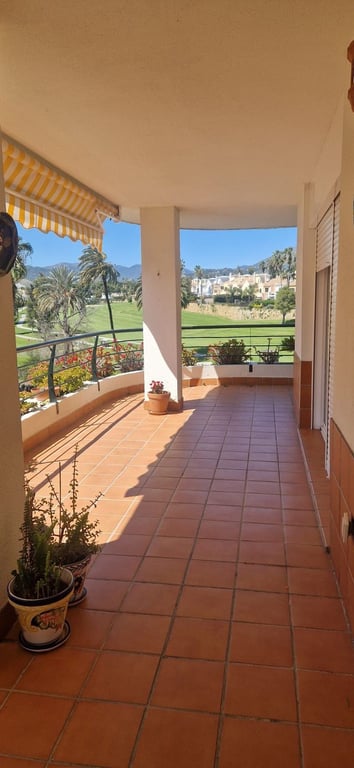 Apartment in Marbella - Image 2