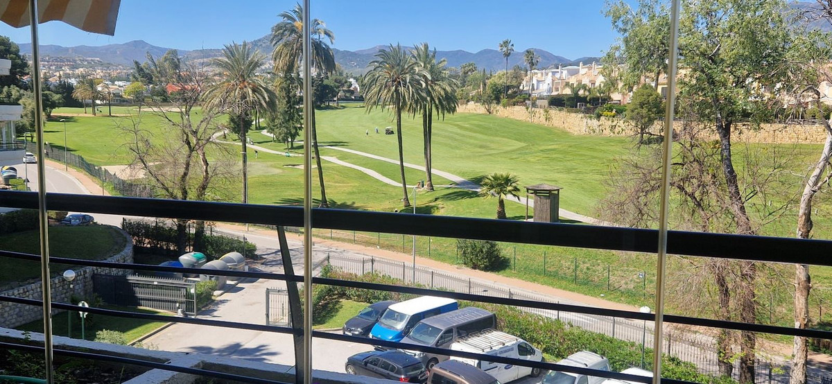 Apartment in Marbella - Image 3