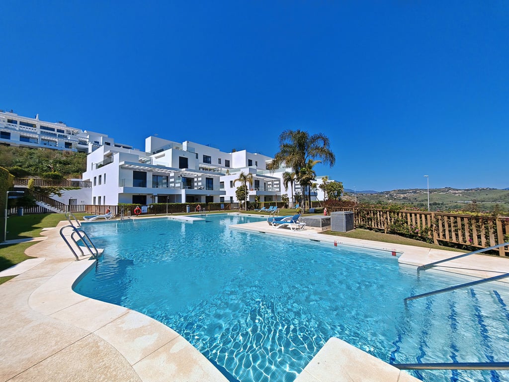 Apartment in Calla de Mijas - Image 3