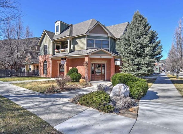 House in Durango High School District - view 1