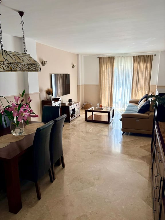 House in Sitio de Calahonda - Image 3