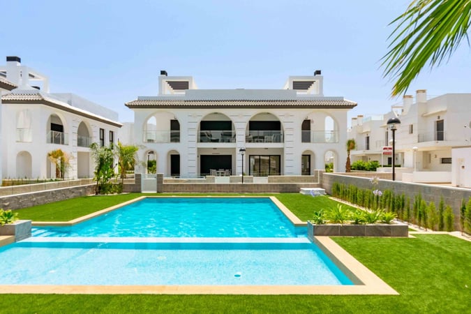 Penthouse in El Roque - view 1