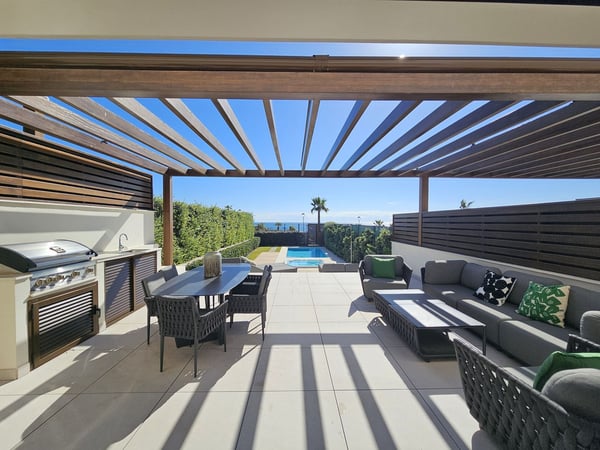 House in Guadalmansa - view 1