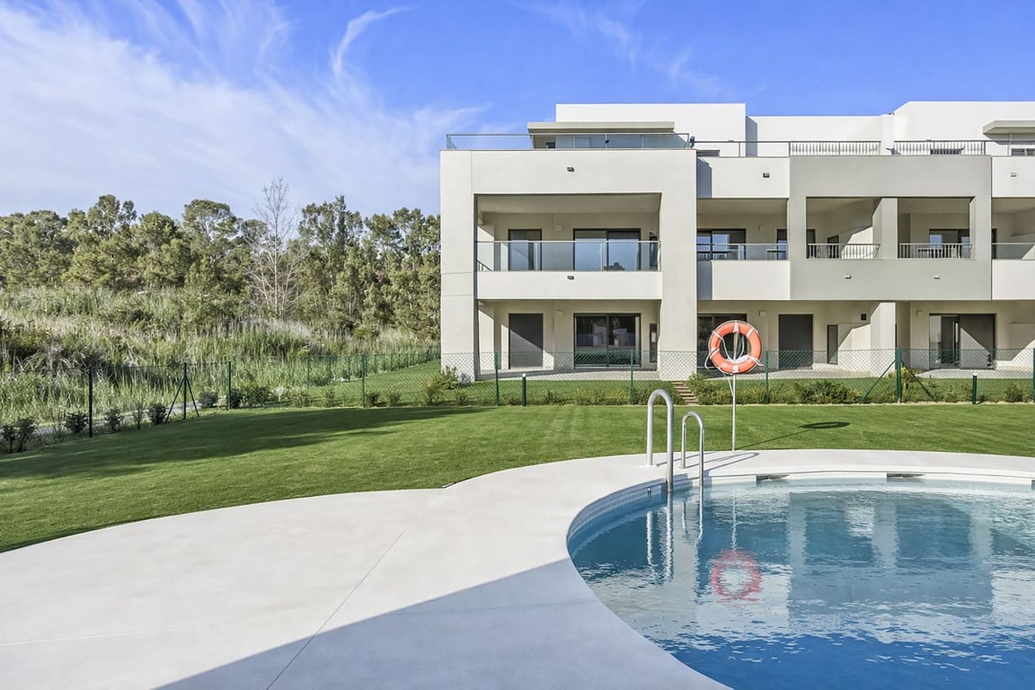 Apartment in Casares - Image 3