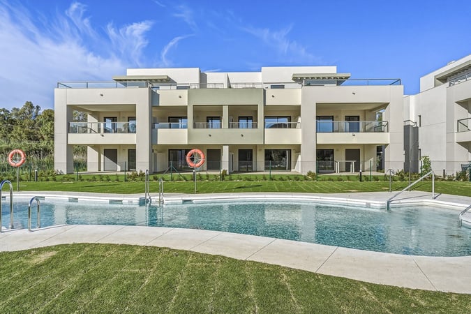 Apartment in Casares - view 1