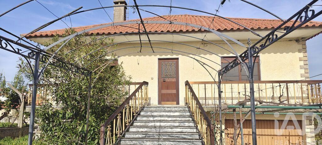 House in Castelo Branco - Image 2