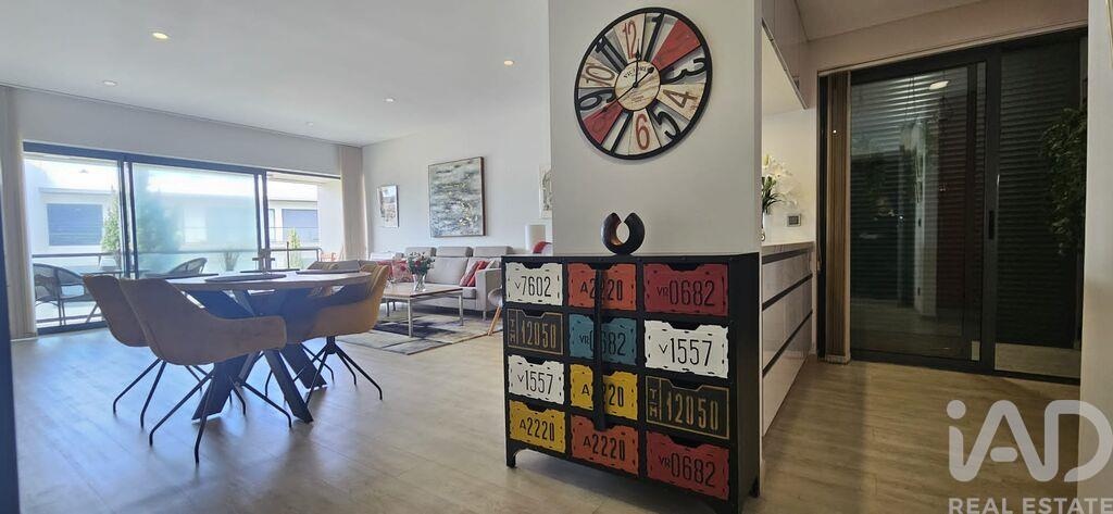 Apartment in Quarteira - Image 2