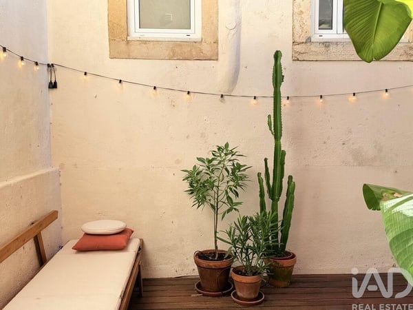 Apartment in Lisbon - view 1