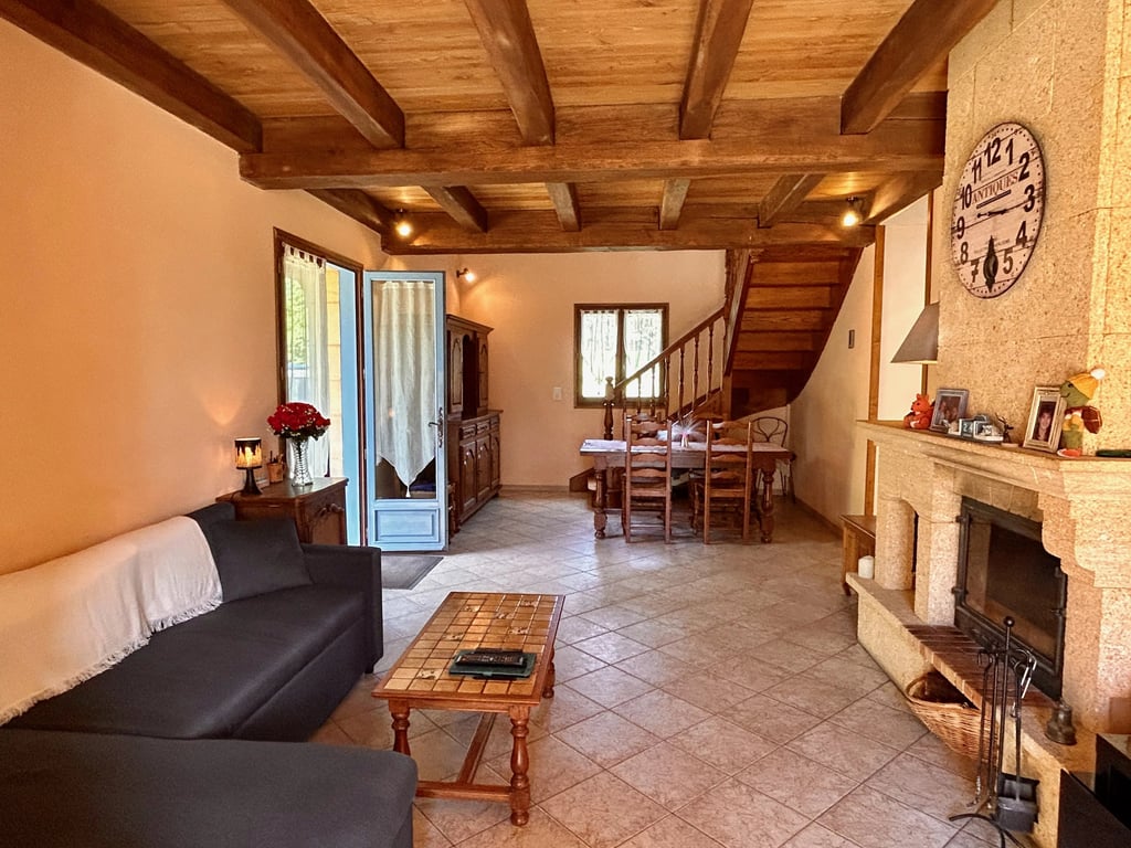 House in Cenac - Image 3