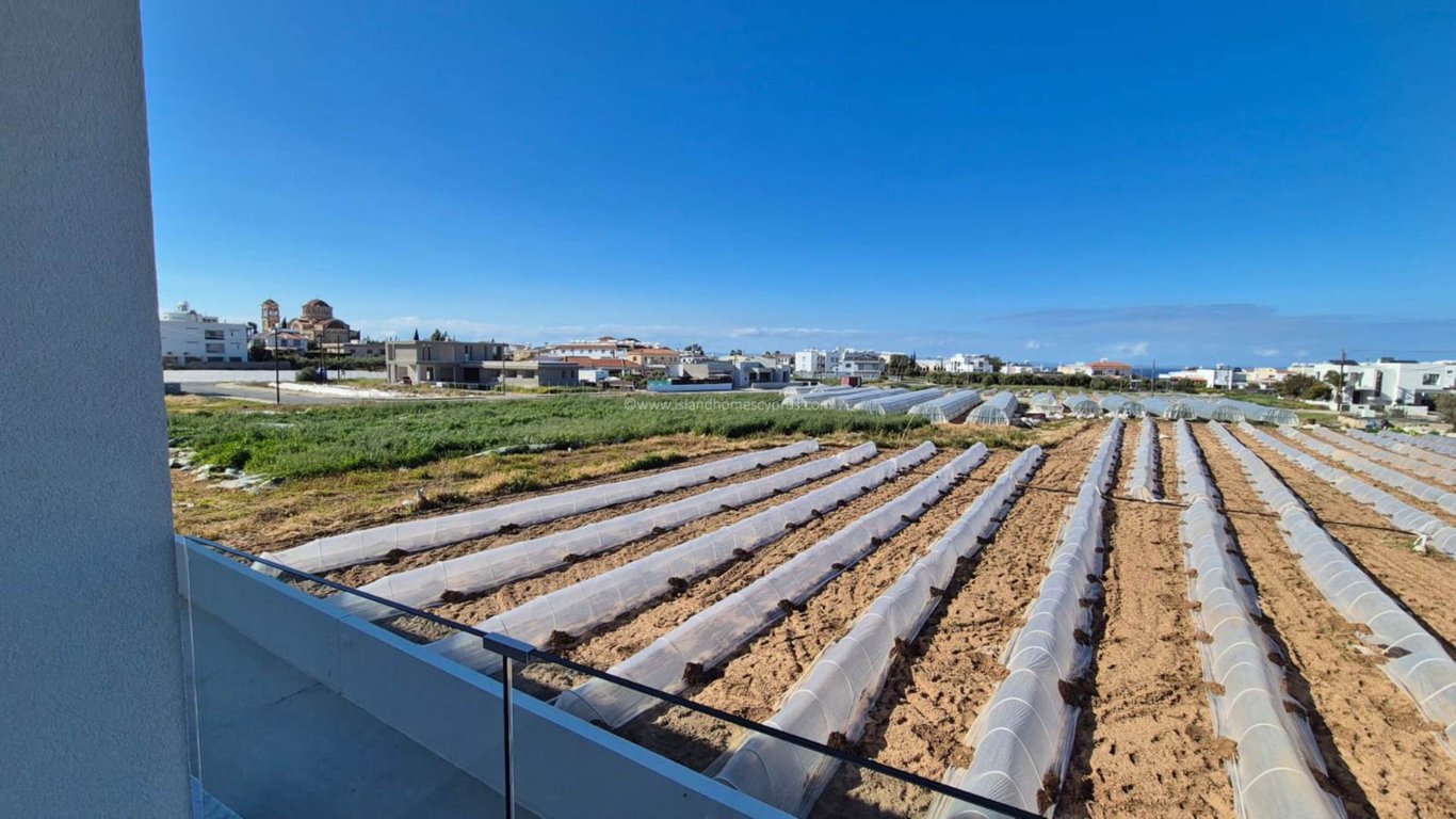 House in Paralimni - Image 2