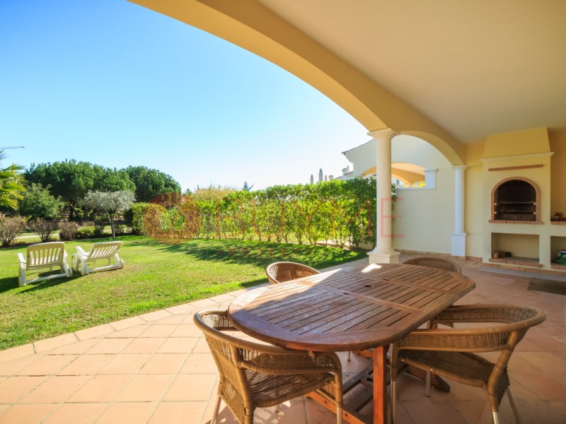 House in Vale do Garrao - Image 2