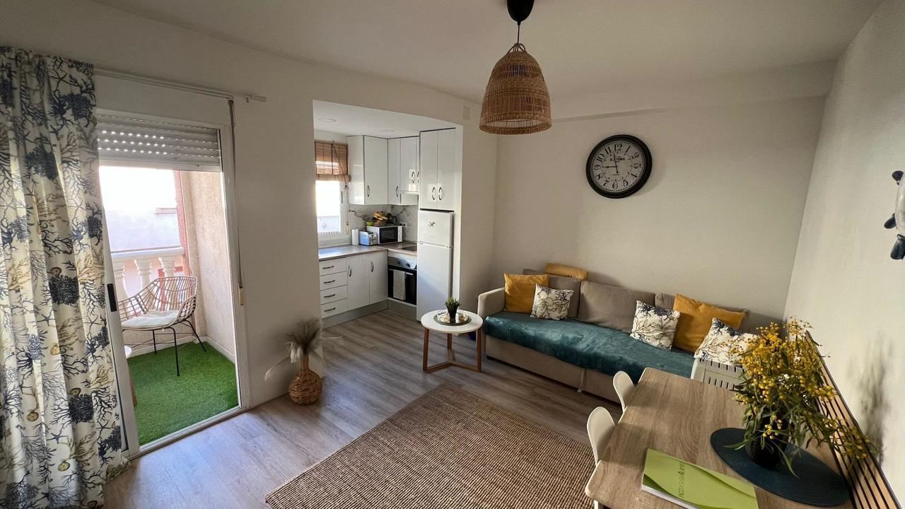 Apartment in Torrevieja - Image 2