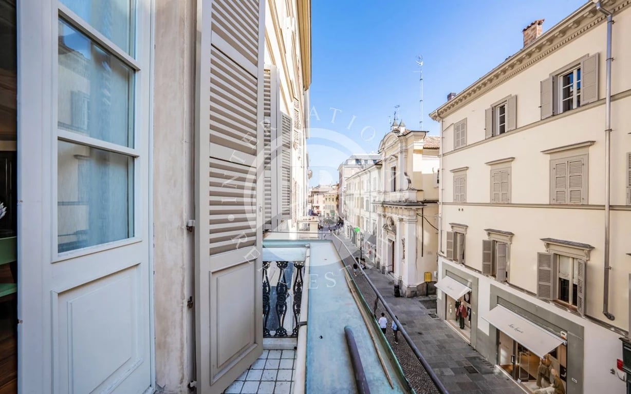 Villa in Parma - Image 3