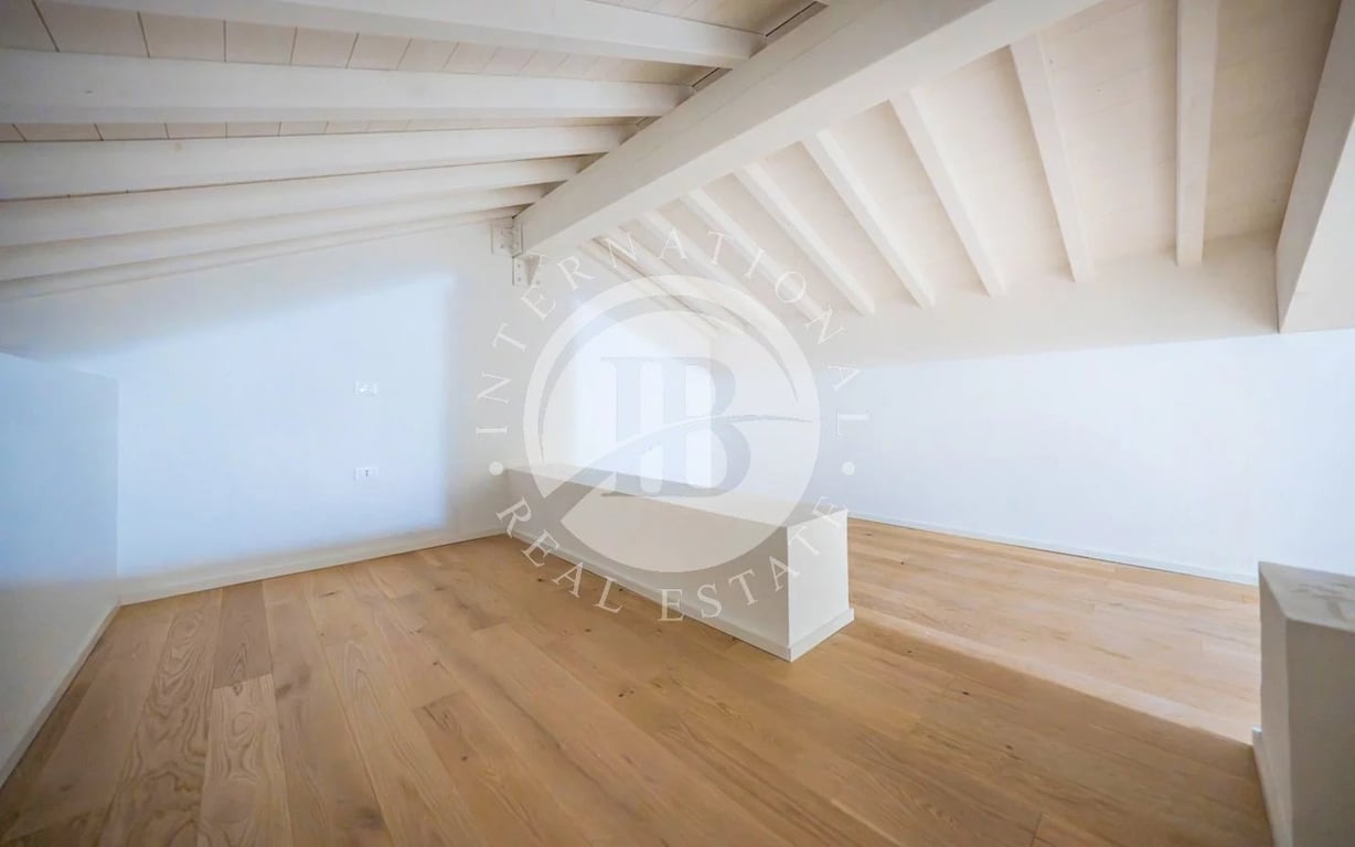 Villa in Parma - Image 2