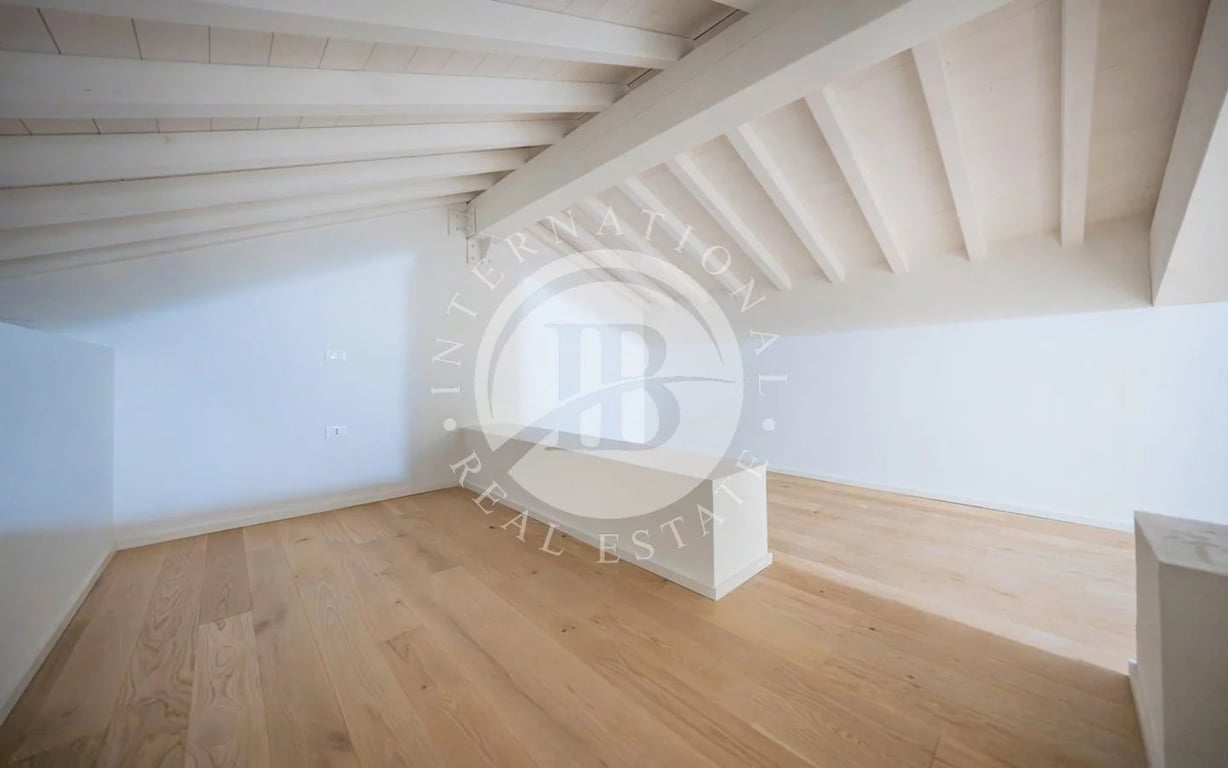 Villa in Parma - Image 3