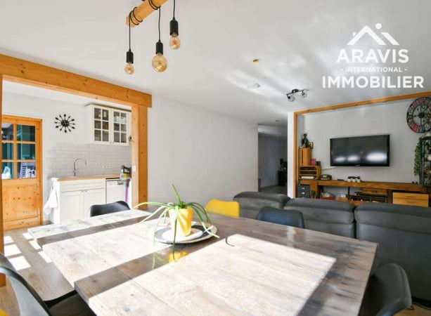 Apartment in Thones - view 1