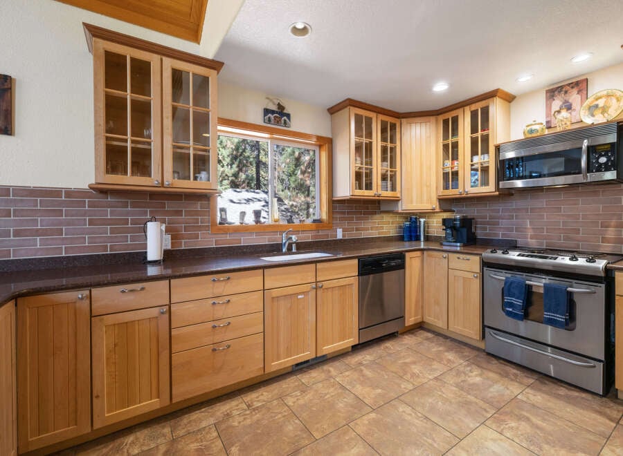 House in Wood Vista - Image 3