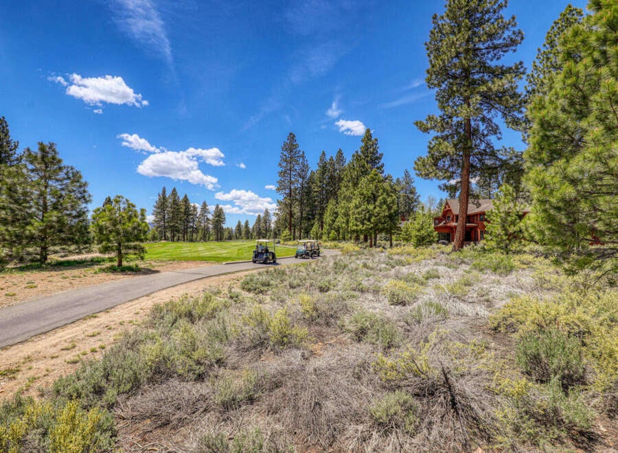 House in Truckee - Image 2