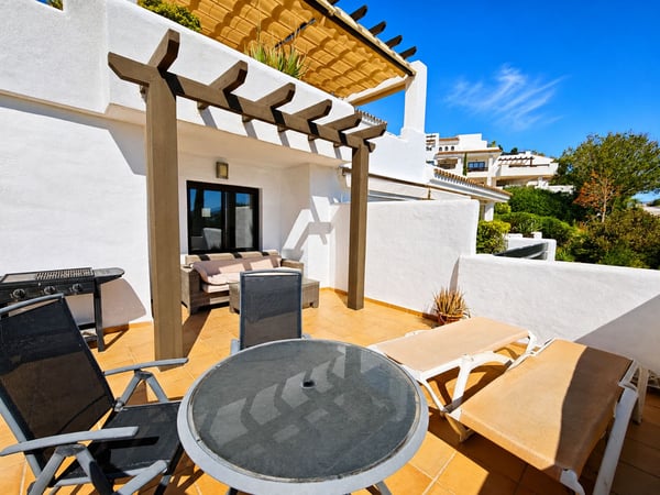Apartment in Casares - view 1