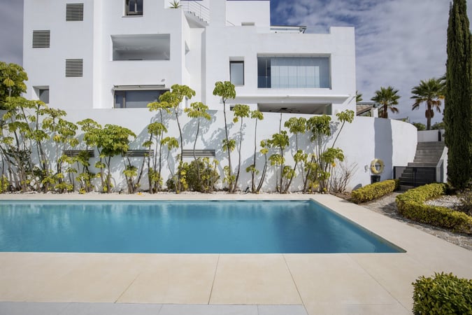 Apartment in Casares - view 1