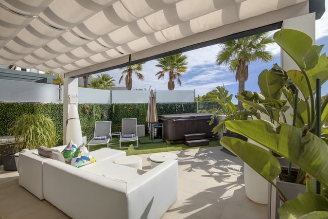 Apartment in Casares - view 1