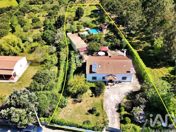 House in Obidos - view 1