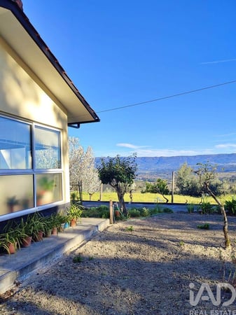 House in Cunha Alta - view 1