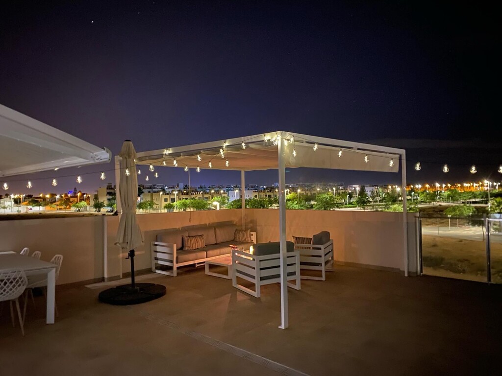 Penthouse in Mil Palmeras - Image 2