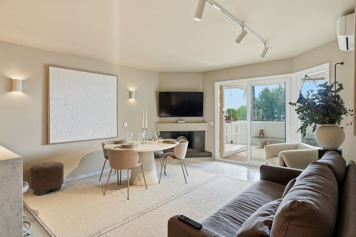 Apartment in Sitio de Calahonda - Image 3