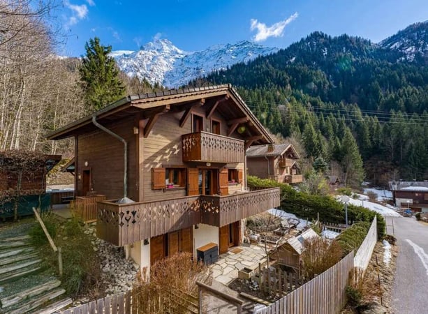 House in Les Houches - view 1