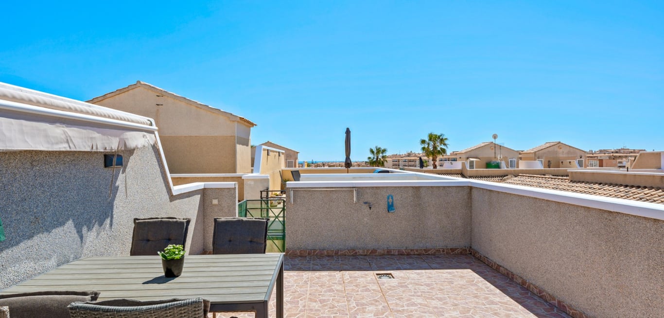 House in Los Balcones - Image 3