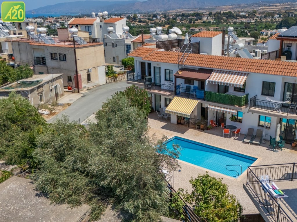 Apartment in Prodromi - Image 3