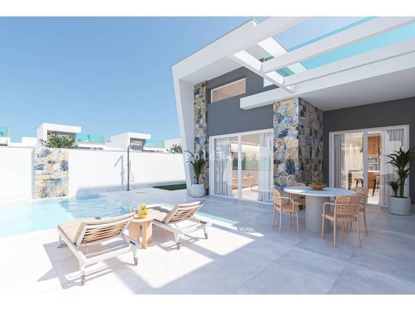 Villa in Los Alcazares - view 1