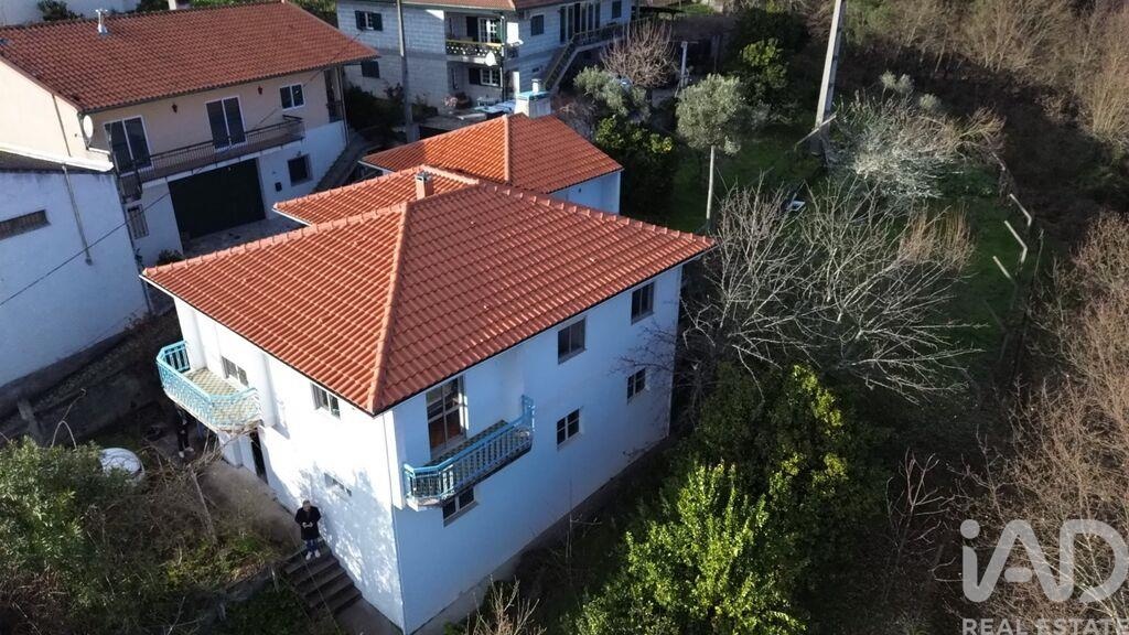 House in Lordelo - Image 2