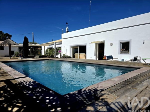 House in Santa Catarina da Fonte do Bispo - view 1