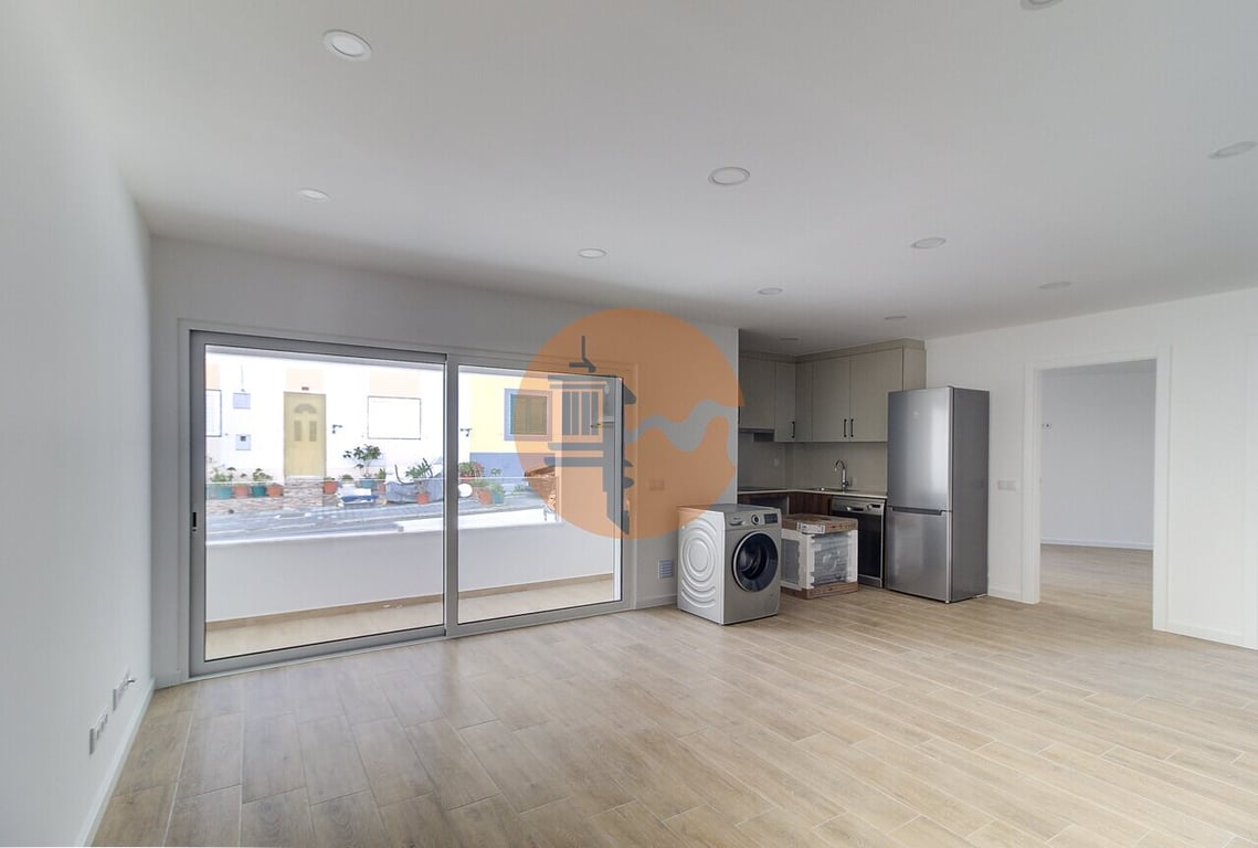 Apartment in Monte Gordo - Image 3