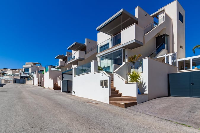 Apartment in San Miguel de Salinas - view 1
