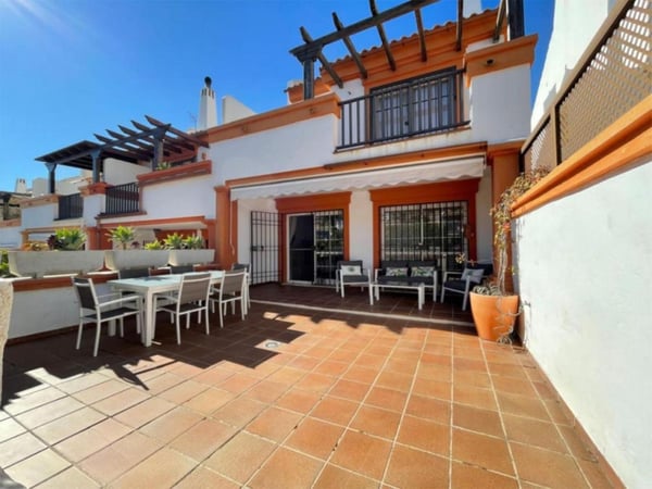 House in Marbella - view 1