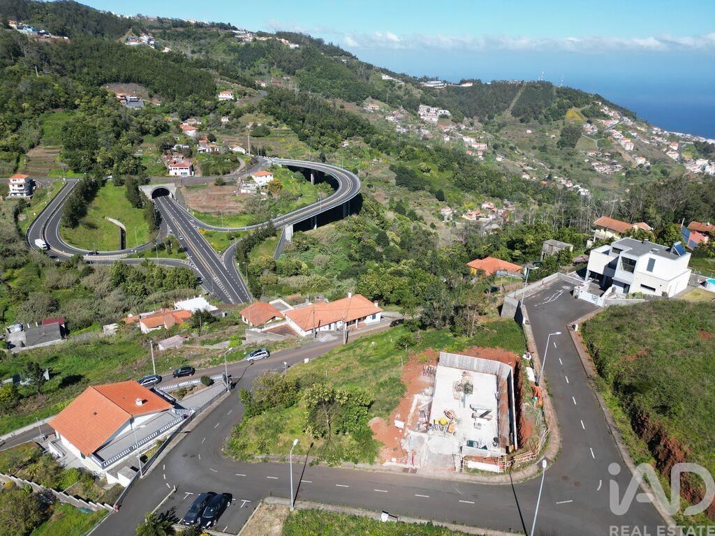 Land in Canico - Image 2