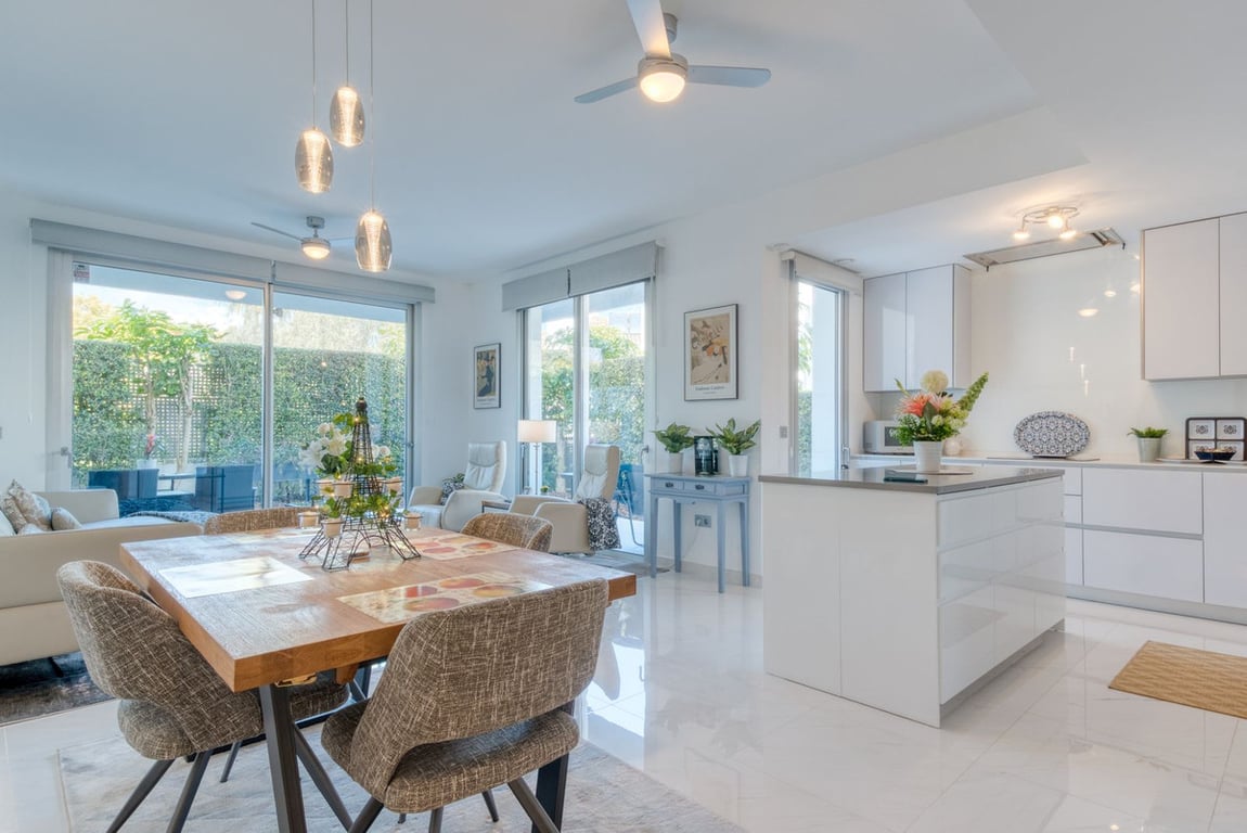 House in Bel-Air - Image 2