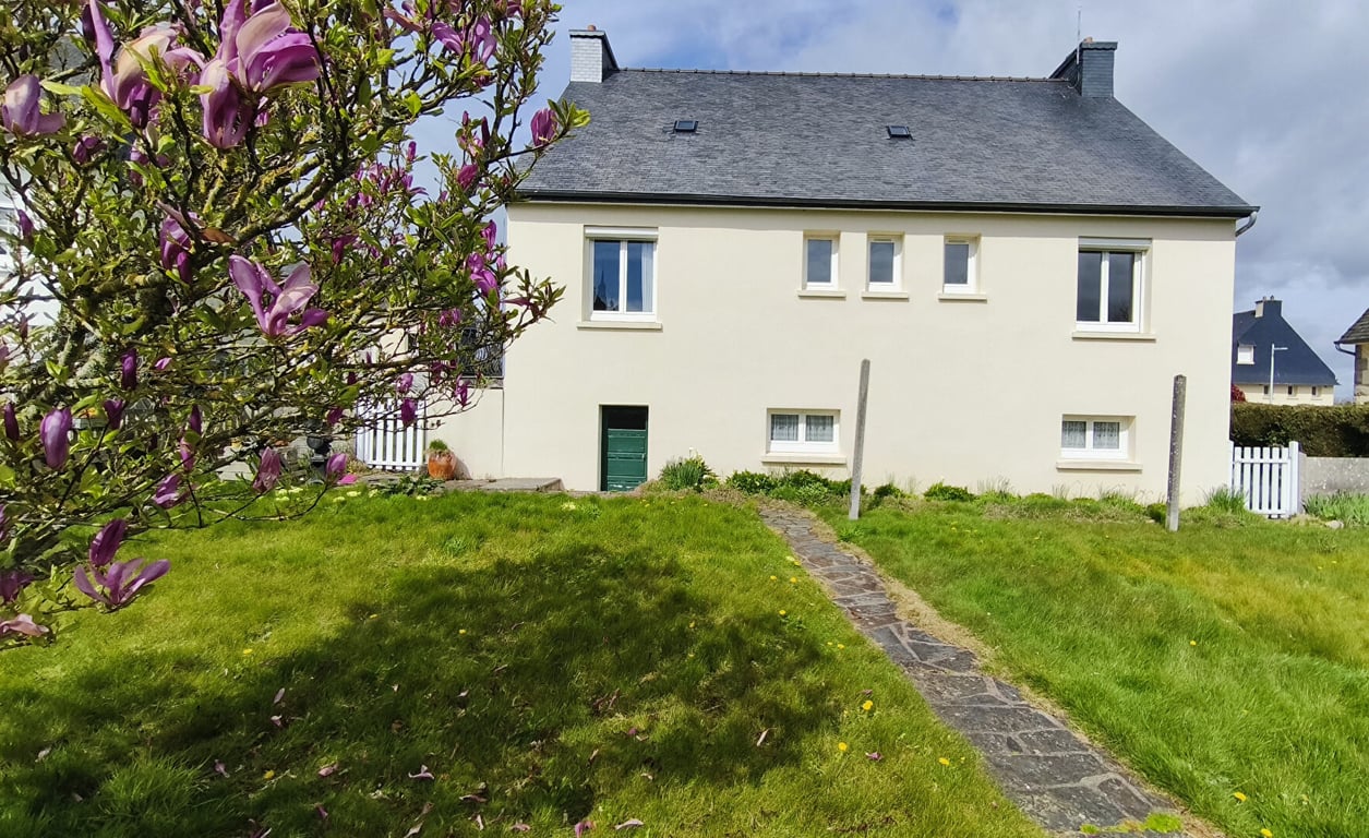 House in Bon Repos sur Blavet - Image 2