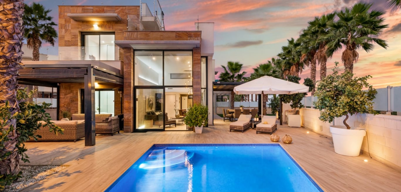 House in Cabo Roig - Image 2