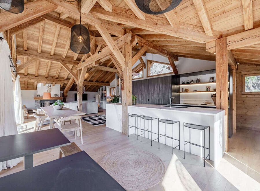 Chalet in Montriond - Image 2